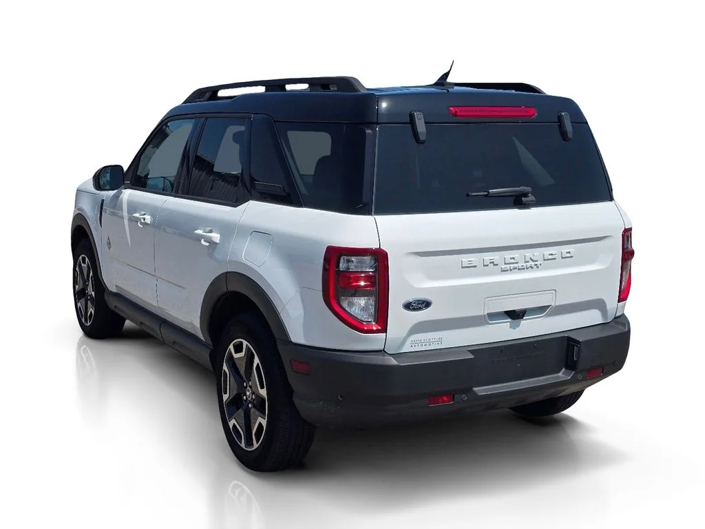 Used 2024 White Ford Outer Banks image 8