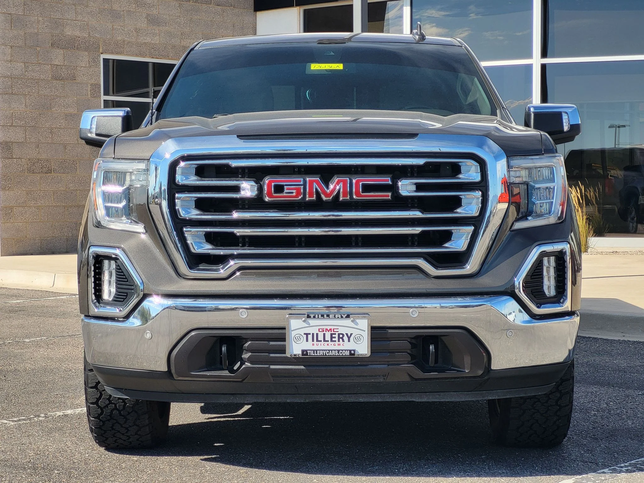 Used 2020 SMOKEY QUARTZ METALLIC GMC SLT image 3