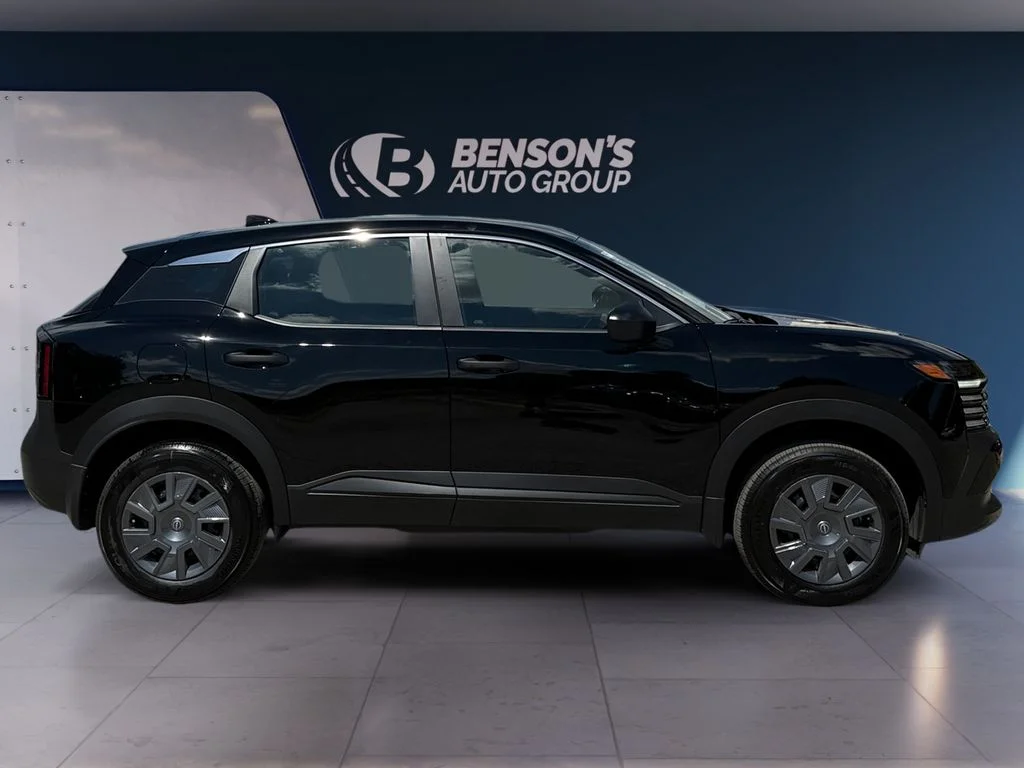 New 2027 Black Nissan S image 6