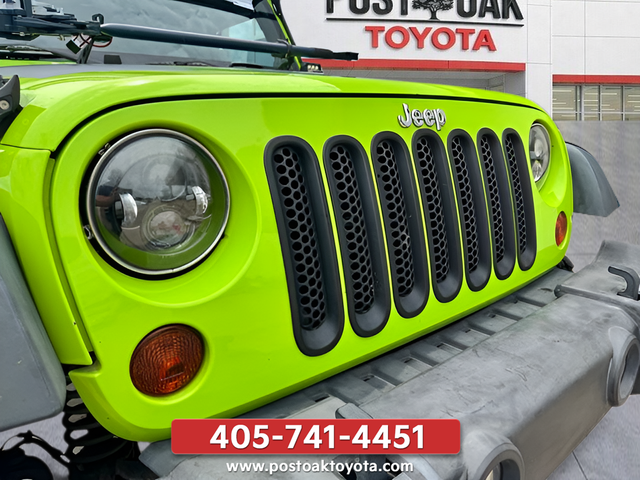Used 2012 Beige Jeep Rubicon image 29