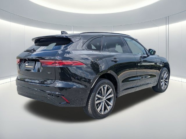 2026 Jaguar F-Pace R-Dynamic S - Photo 6