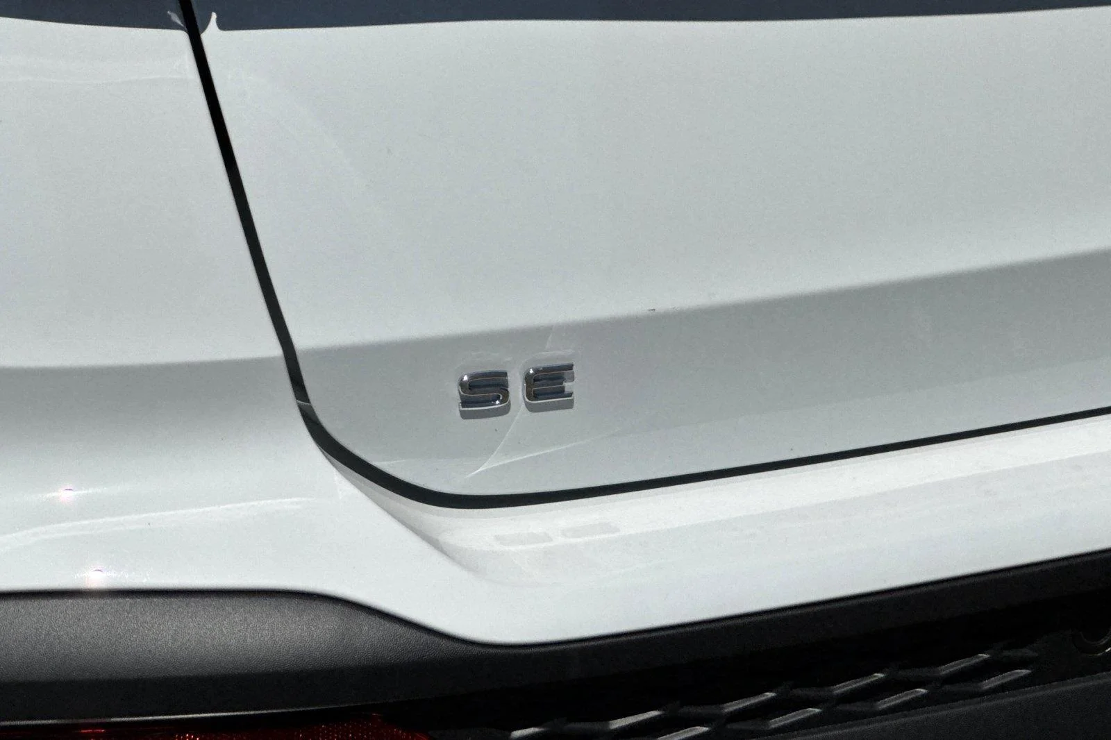 New 2026 Pure White Volkswagen SE image 26