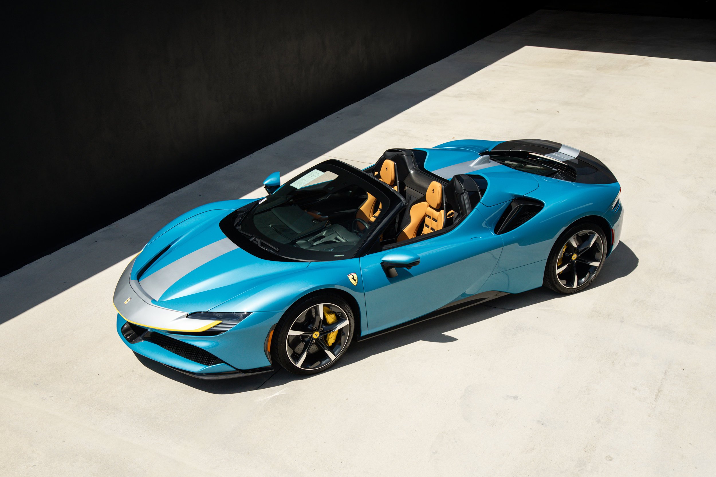 Used 2024 Blue Ferrari  image 7