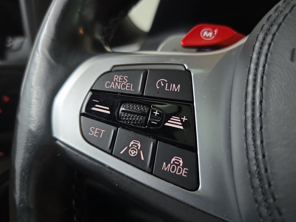 Used 2022 Dravit Grey Metallic BMW  image 19