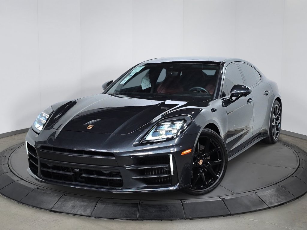 2026 Porsche Panamera Base