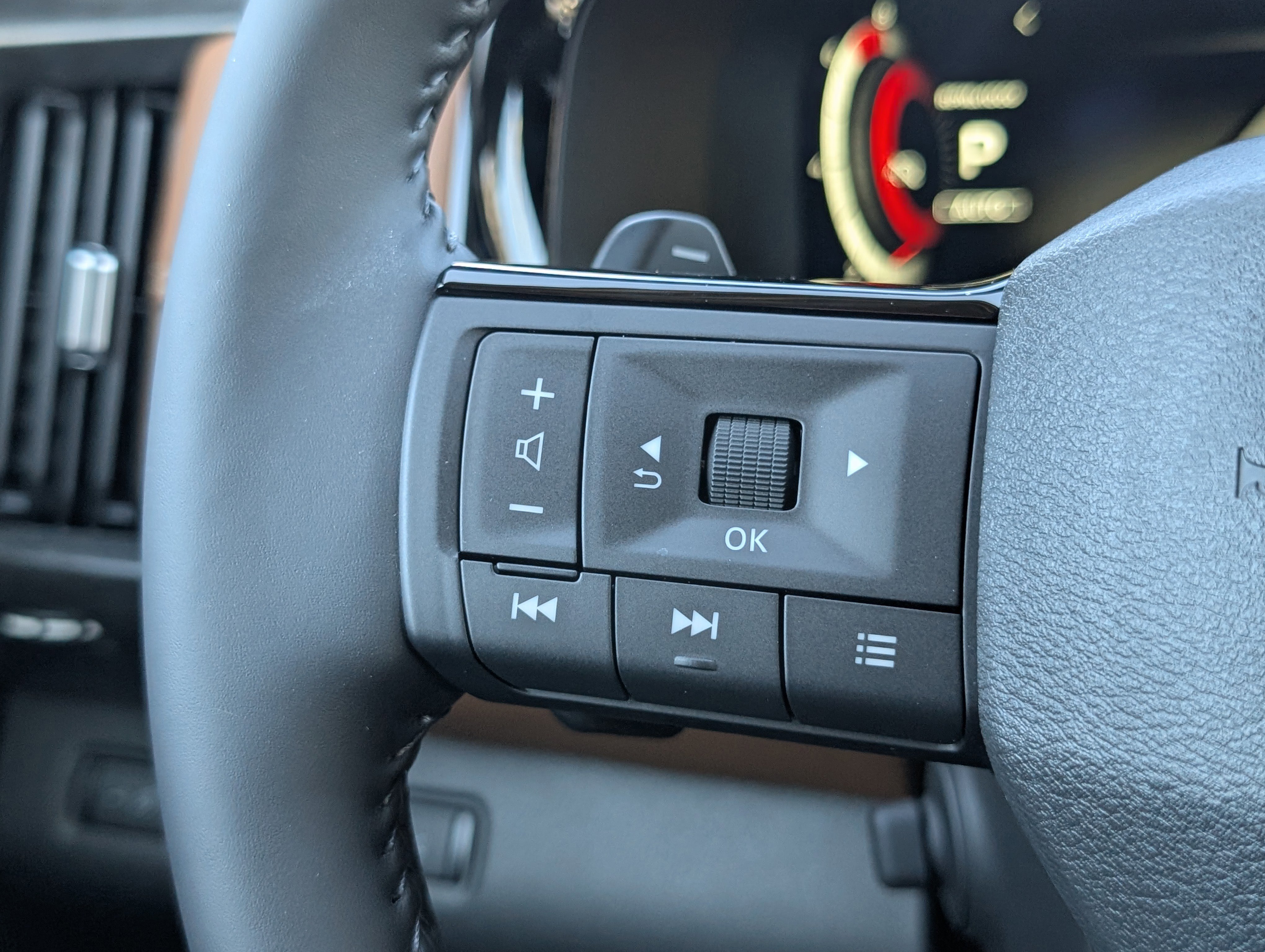 2026 Nissan Pathfinder Platinum - Photo 13