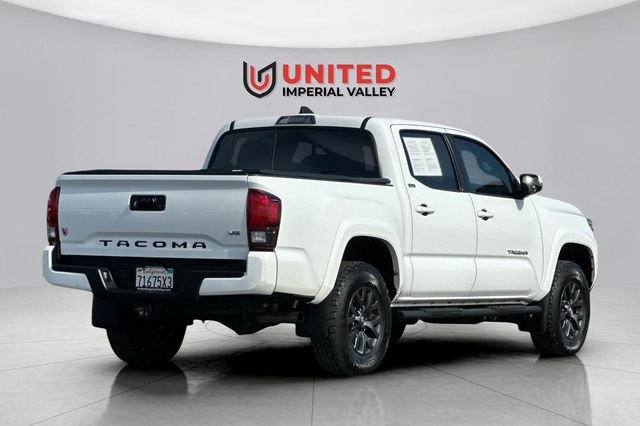 Certified Used 2022 White Toyota SR5 image 4