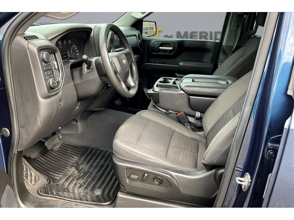 Used 2022 Northsky Blue Metallic Chevrolet Custom image 11