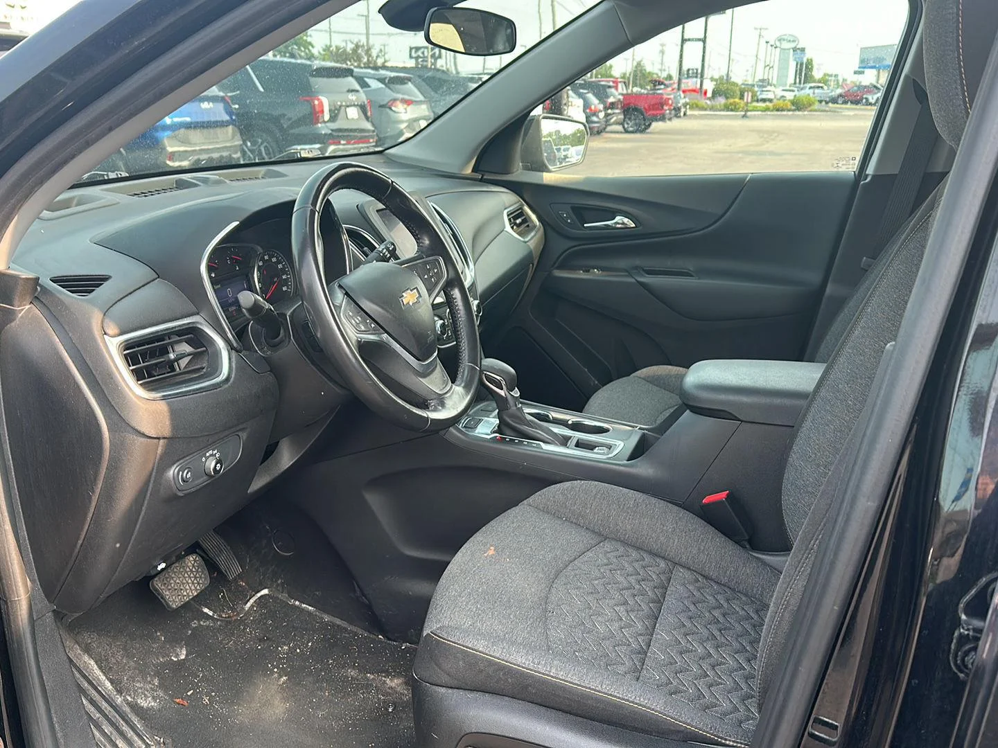 Used 2022 Mosaic Black Metallic Chevrolet LT image 6