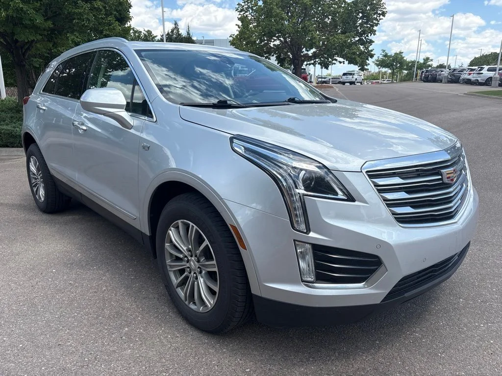 Used 2017 Radiant Silver Metallic Cadillac Luxury image 7