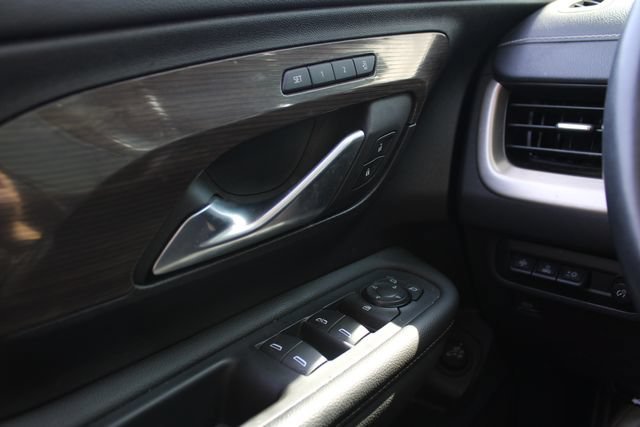 Used 2024 Downpour Metallic GMC Denali image 15