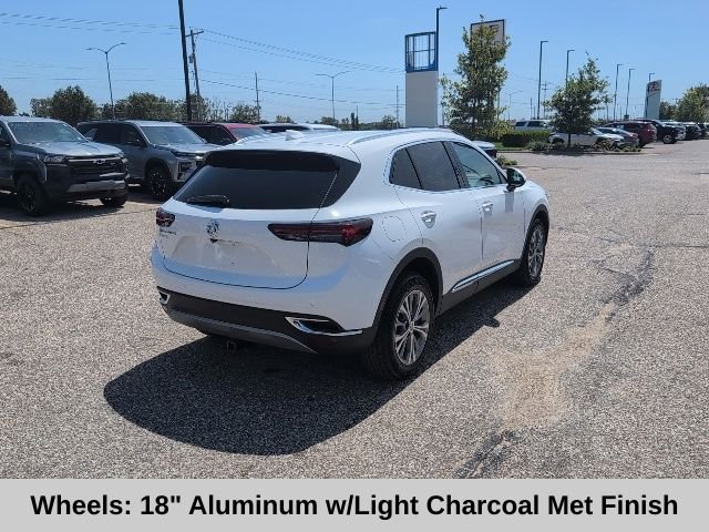 Used 2022 Summit White Buick Preferred image 17