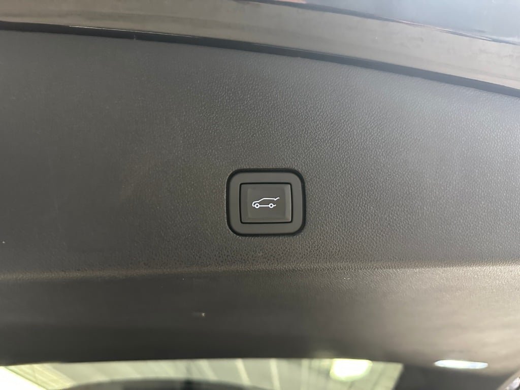 2024 Cadillac XT6 Sport - Photo 28