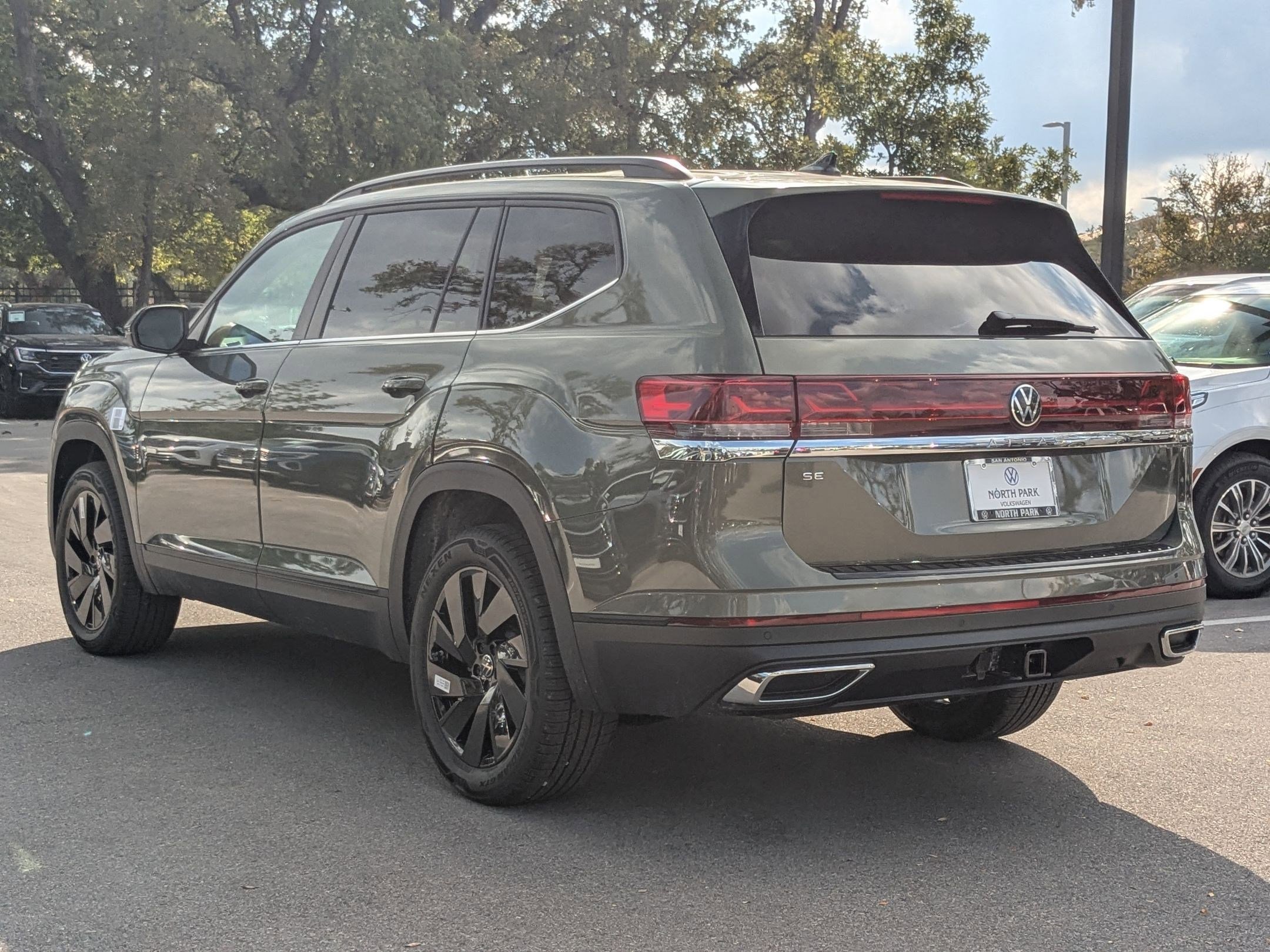 New 2026 Avocado Green Pearl Volkswagen 2.0T SE w/Technology image 3