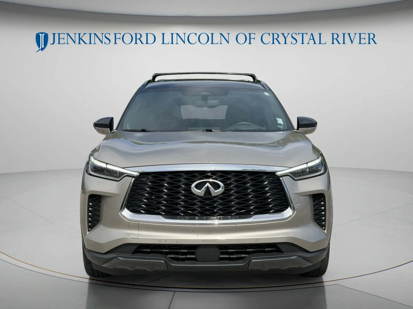 Used 2023 Warm Titanium/Black Obsidian INFINITI AUTOGRAPH image 10