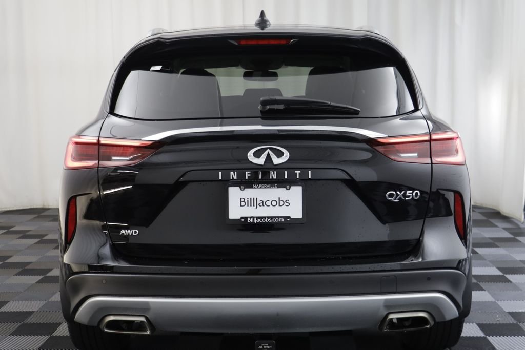 Used 2021 Black Obsidian INFINITI LUXE image 17