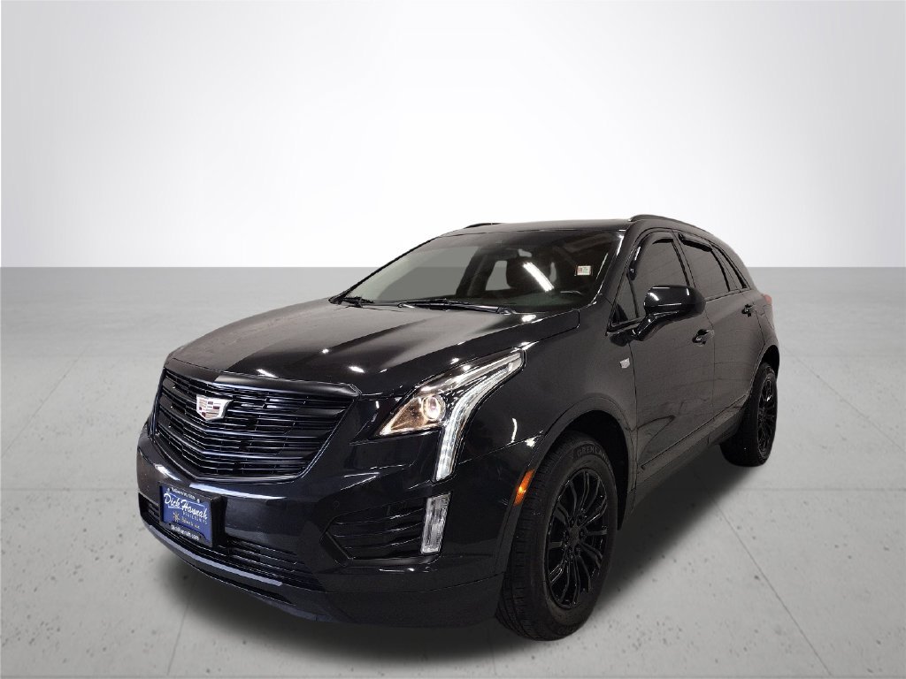 Used 2019  Cadillac Luxury image 2