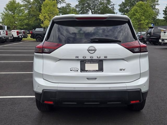 Used 2024 White Nissan SV image 10