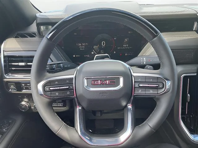 Used 2025 Onyx Black GMC Elevation image 14