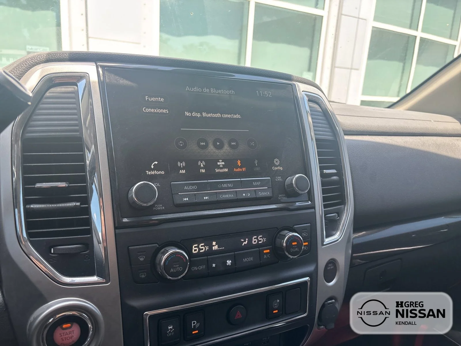 Used 2021 White Nissan SV image 6