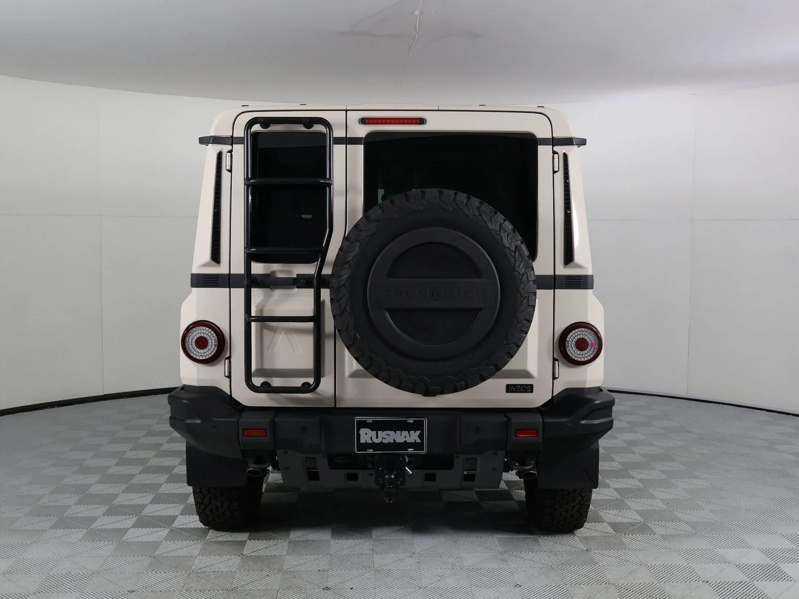Used 2025 Magic Mushroom INEOS Fieldmaster Edition image 5