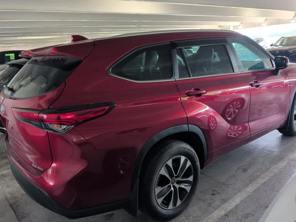 Used 2023 Ruby Flare Pearl Toyota XLE image 6