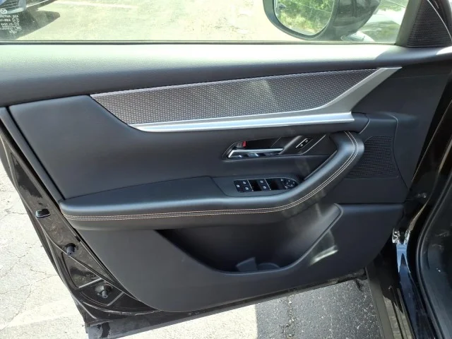 New 2026 BLACK Mazda Preferred image 17