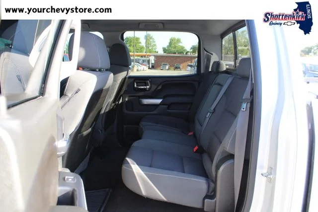 Used 2014 Silver Chevrolet LT image 16