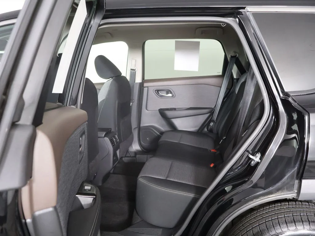 Used 2023 Black Nissan SV image 30