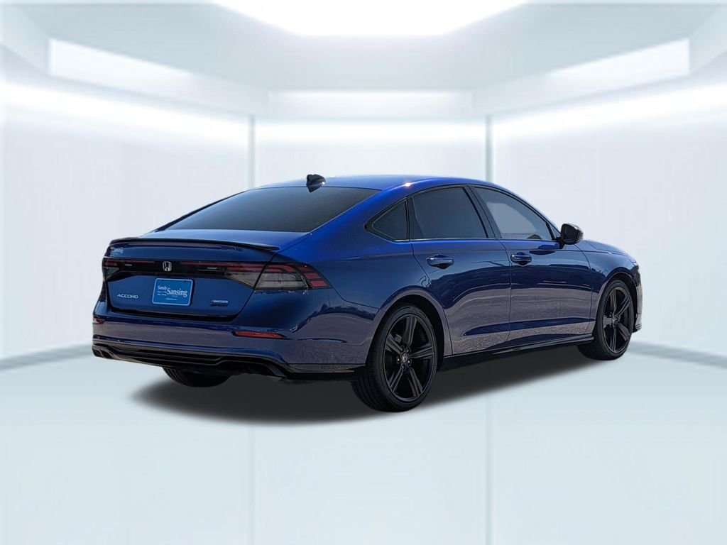 Used 2023 Blue Honda Sport-L image 6