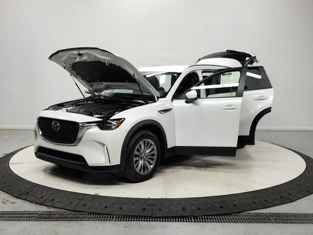 Used 2026 White Mazda 3.3 Turbo Select image 12