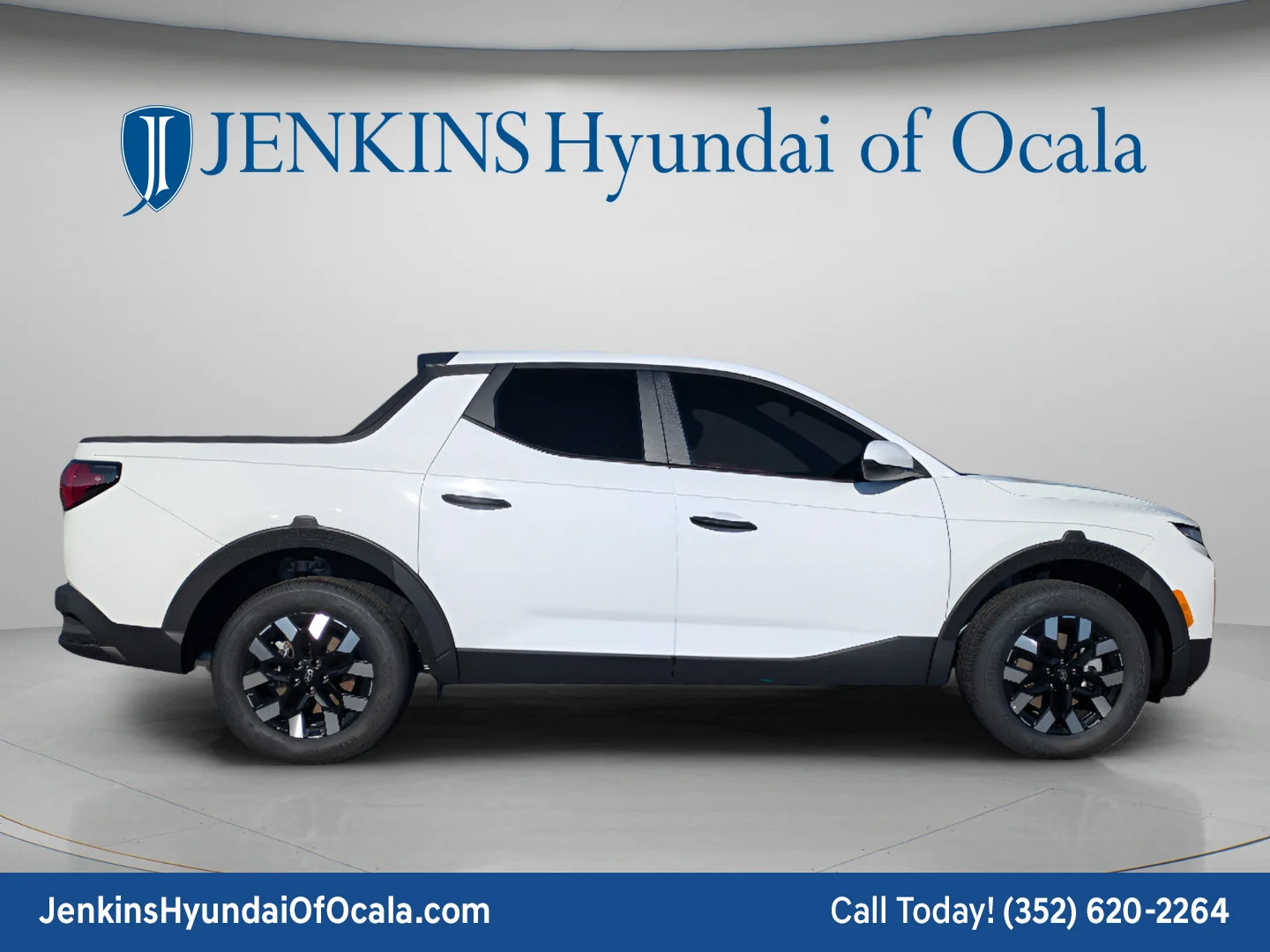 Used 2026 Atlas White Hyundai SE image 2