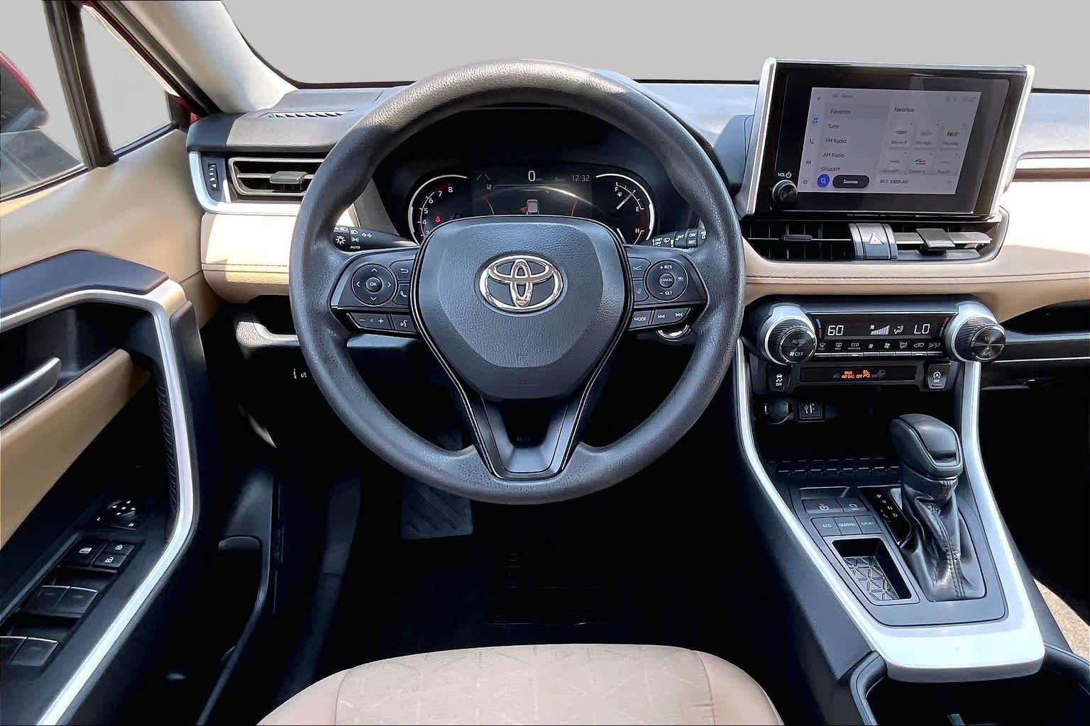 Used 2025 Ruby Flare Pearl Toyota XLE image 6
