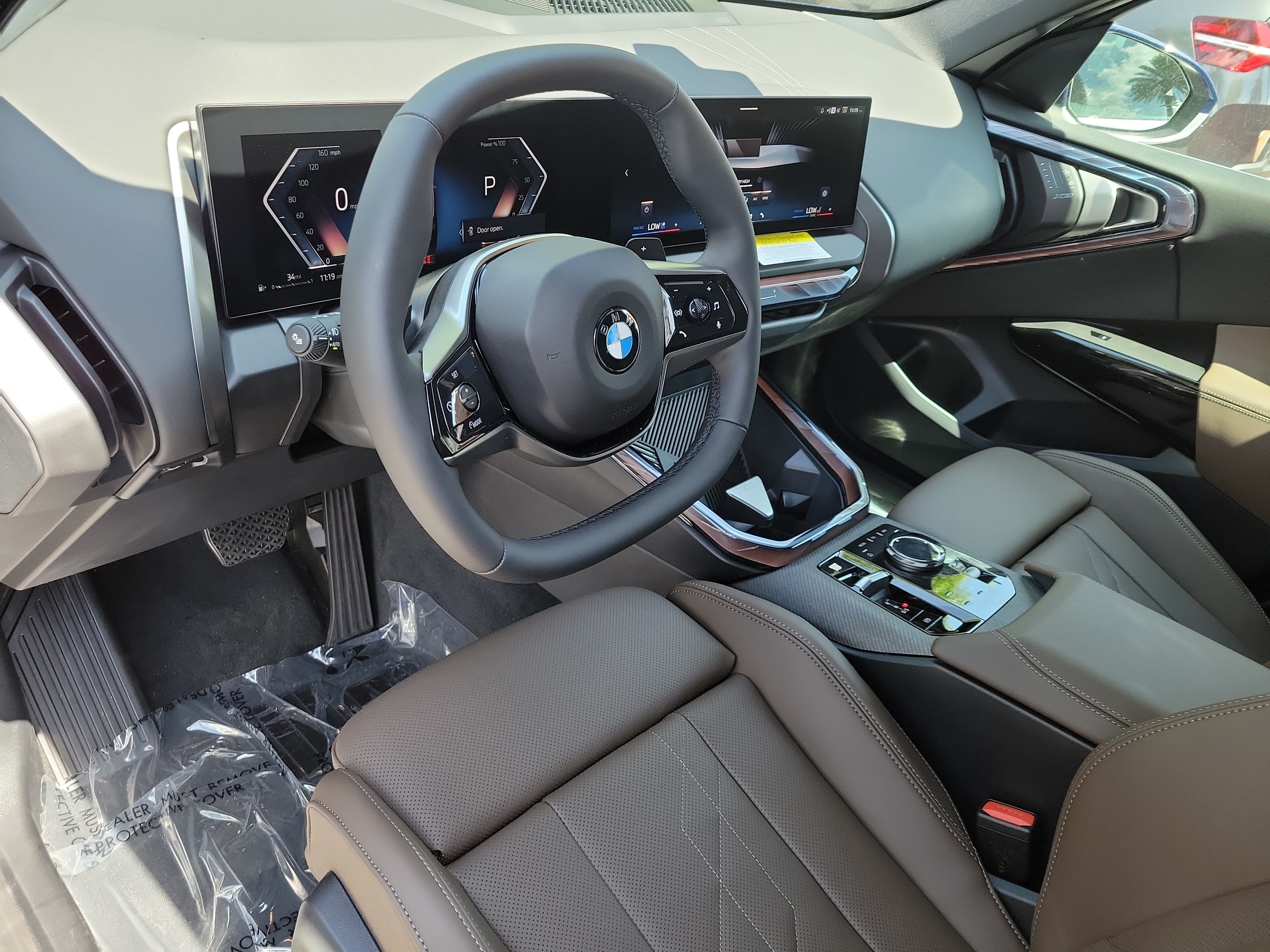 New 2026 Tanzanite Blue II Metallic BMW 30 xDrive image 13