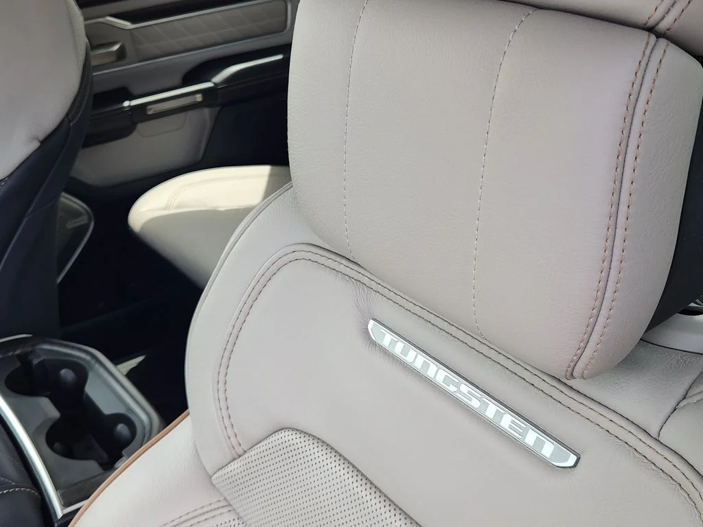 Used 2025 Ivory White Tri-Coat Pearlcoat Ram Tungsten image 18