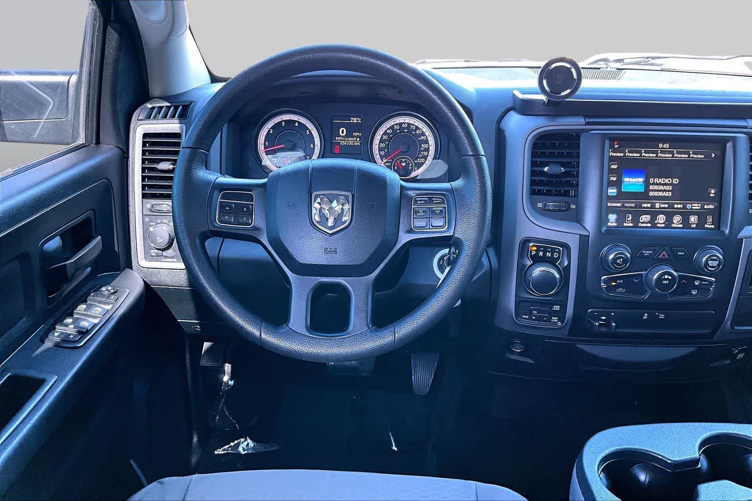 Used 2015 Bright Silver Metallic Clearcoat Ram Express image 5