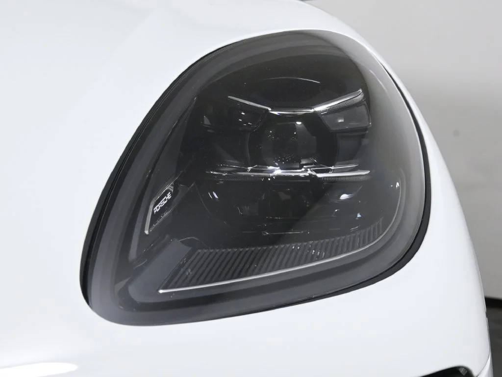Certified Used 2024 White Porsche  image 11