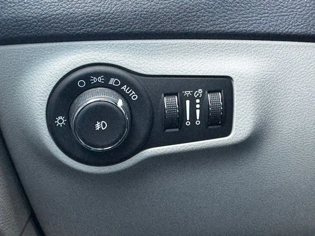 Certified Used 2019 Blue Jeep Limited image 23