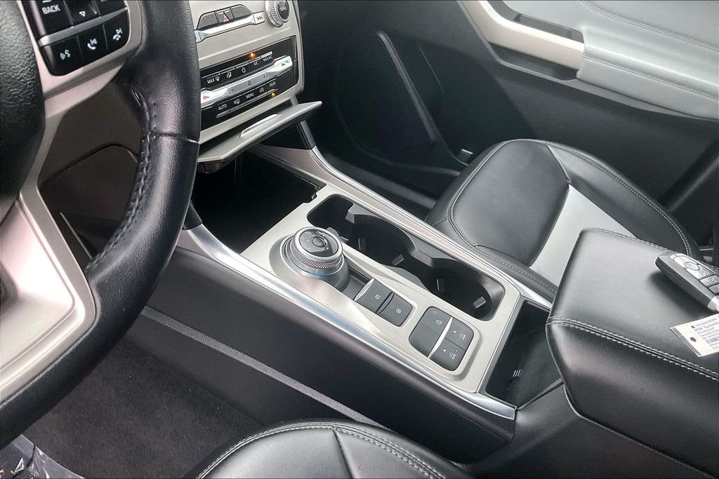 Used 2023 Gray Ford XLT image 16