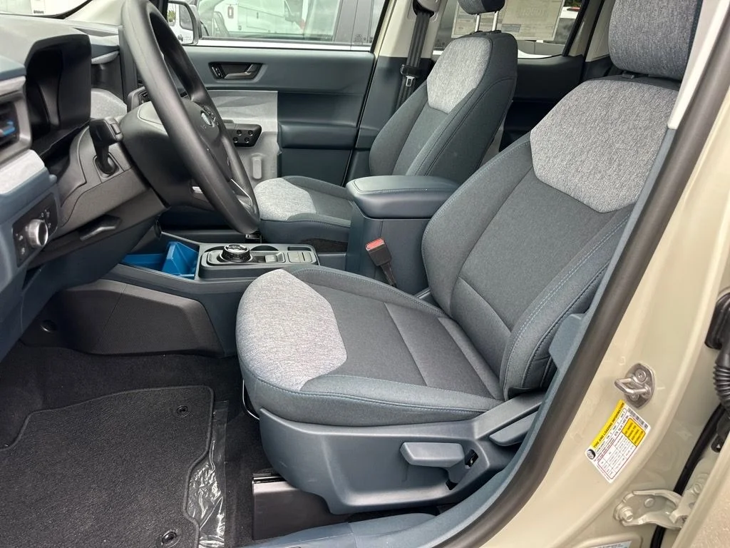 New 2025 Desert Sand Ford XLT image 7