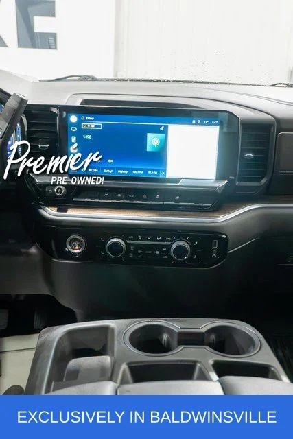 Used 2022 Silver Chevrolet LT image 13