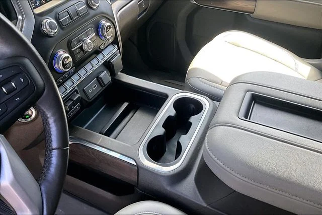 Used 2021 White Frost GMC SLT image 17