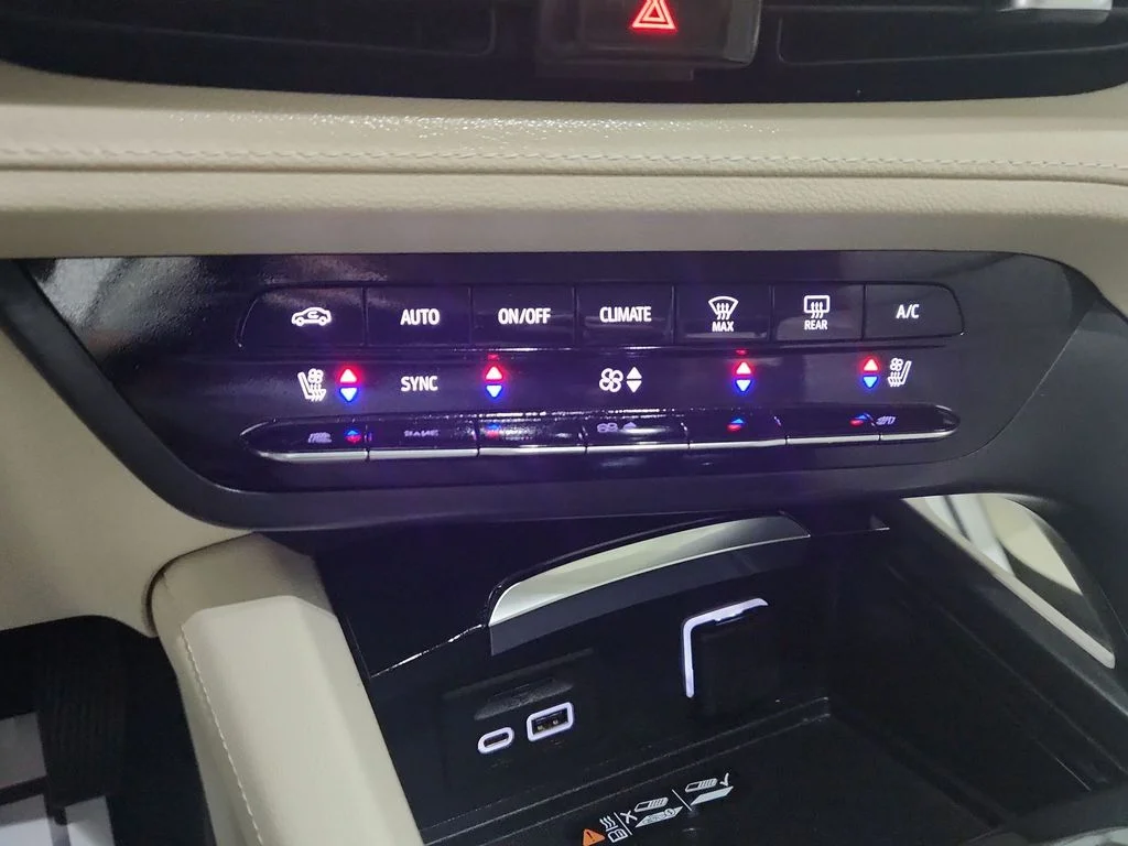 Certified Used 2023 White Buick Avenir image 23