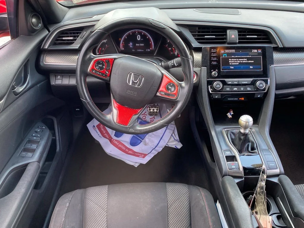 Used 2019  Honda Si image 9