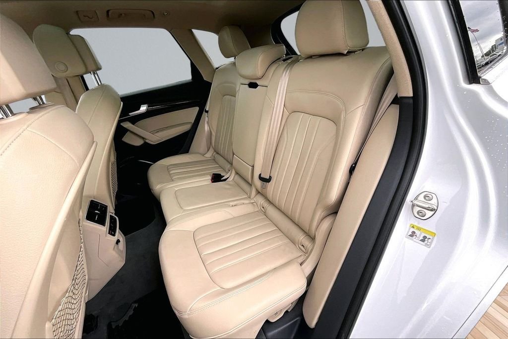Used 2018 White Audi 2.0T Premium Plus image 25