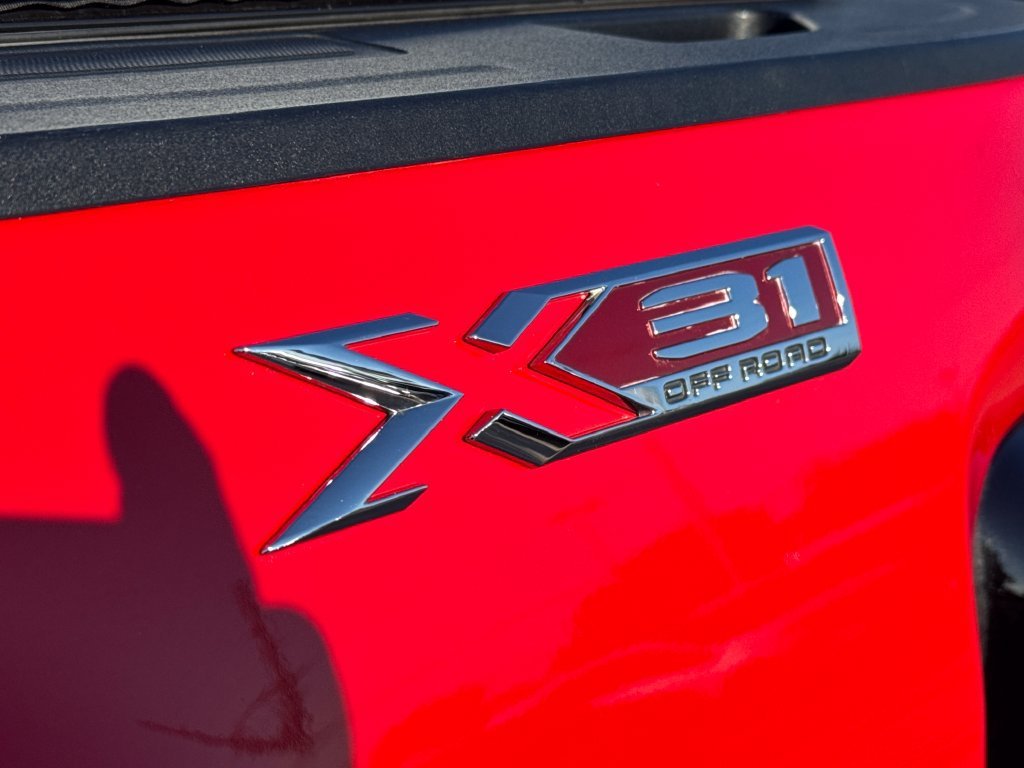 2022 GMC Sierra 2500HD SLE - Photo 13