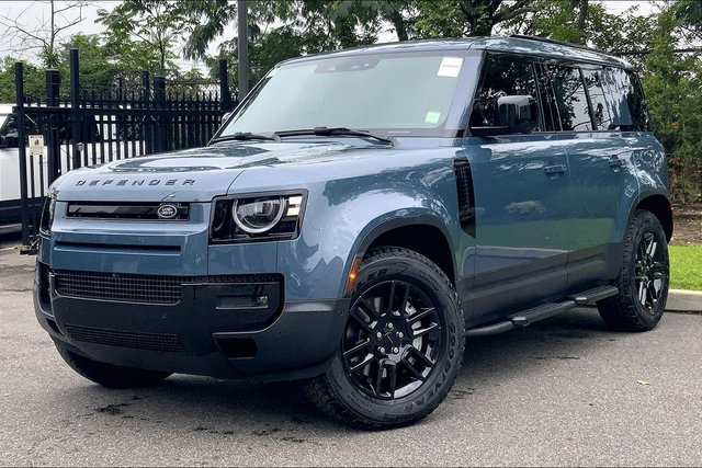 2026 Land Rover Defender 110 S