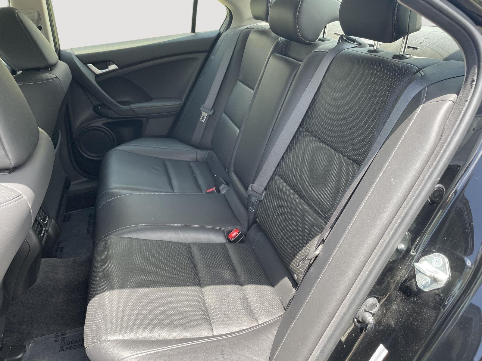 Used 2014 Crystal Black Pearl Acura Base image 23