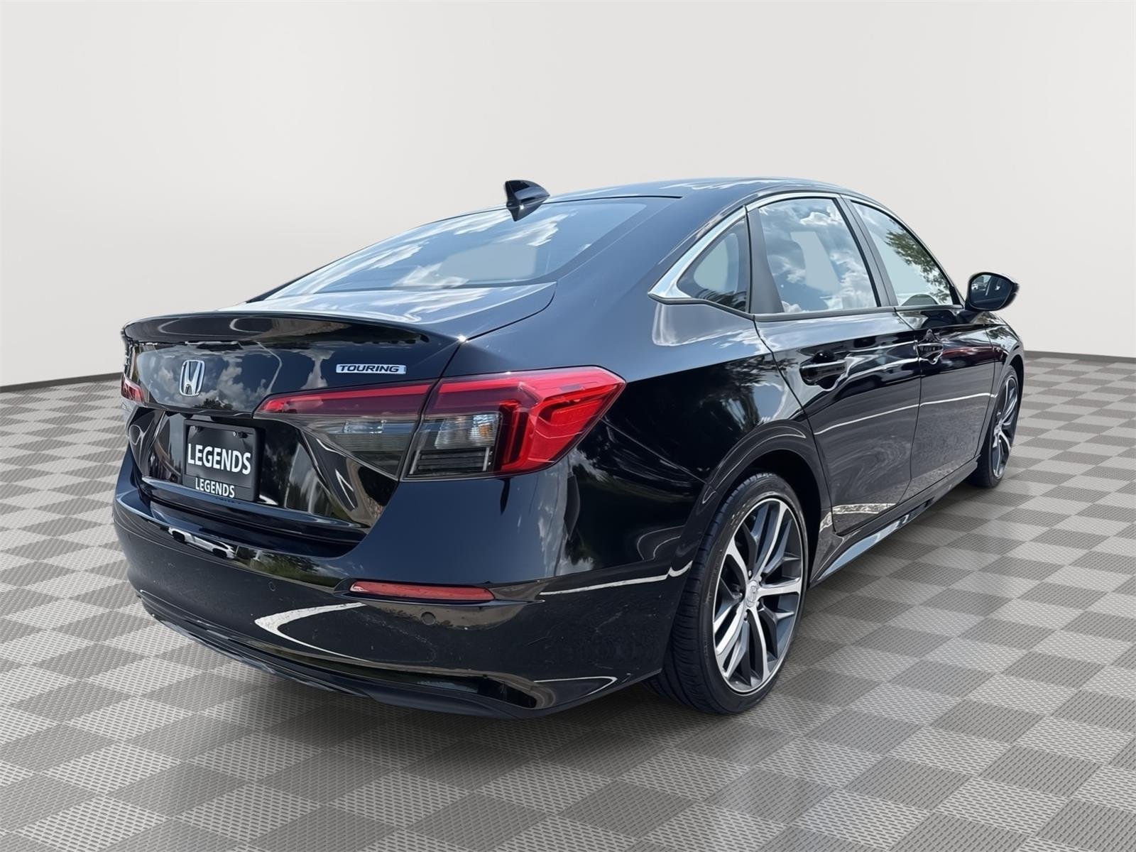 Used 2023 Crystal Black Pearl Honda Touring image 12