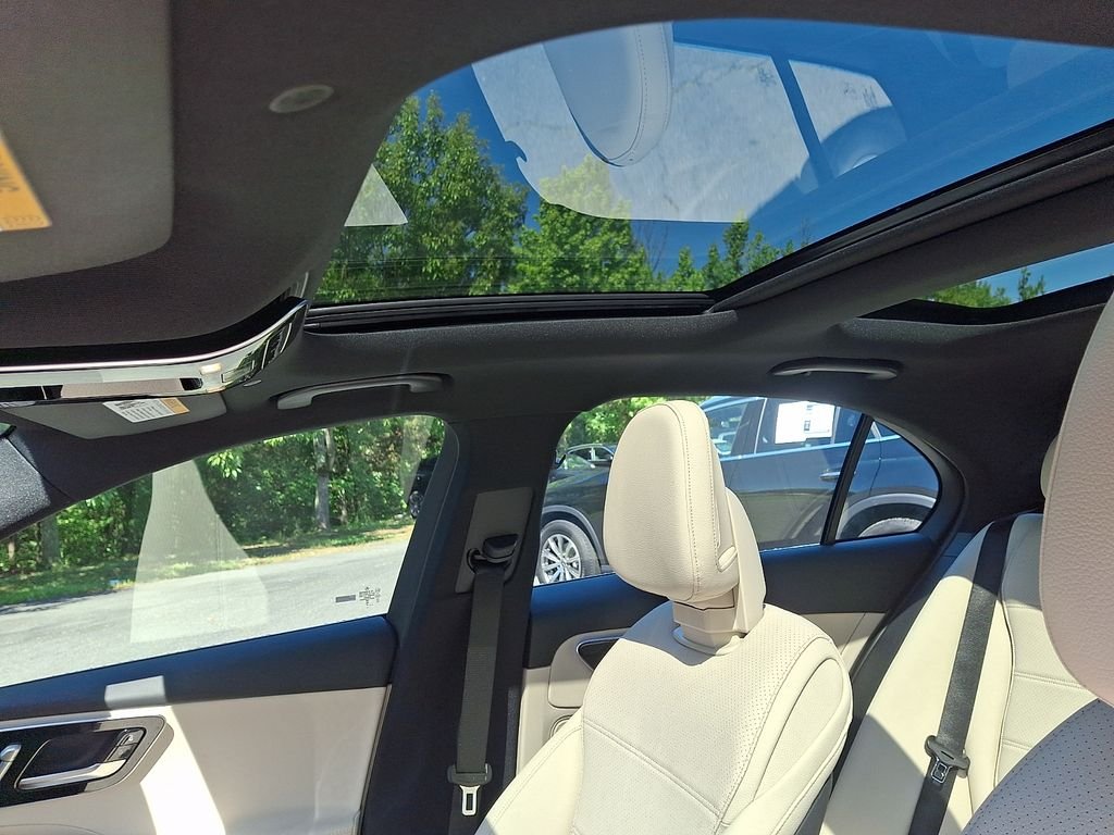 New 2026 Polar White Mercedes-Benz C 300 image 11